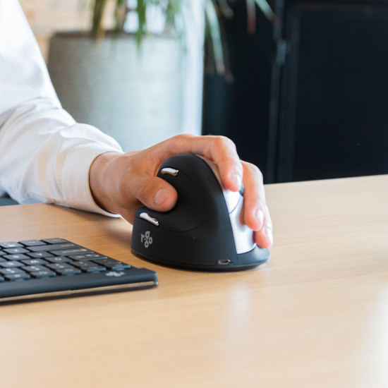 Ergonomic mouse R-Go HE Break with break software, large (hand size &ge; 185 mm), left-handed, Bluetooth, black