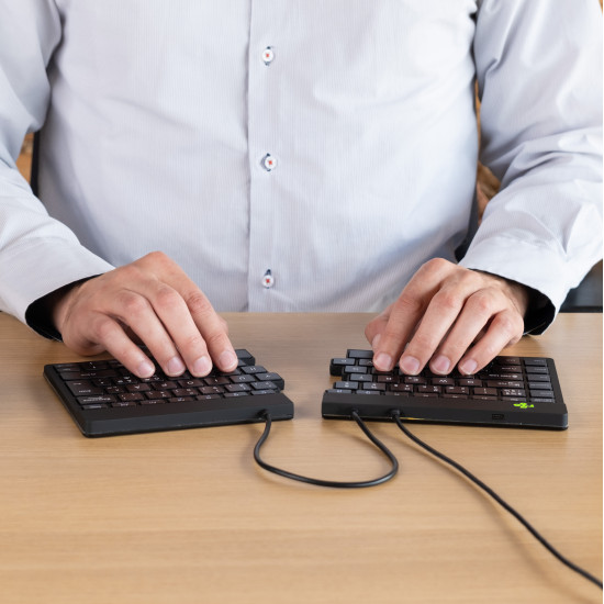 R-Go Tools Ergonomic keyboard R-Go Split Break v2 with break software, ergonomic split keyboard, QWERTY (UK), Wired, black R-Go Tools Ergonomic keyboard R-Go Split Break v2 with break software, ergonomic split keyboard, QWERTY (UK), Wired, black