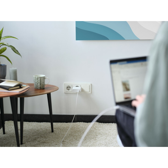 Trust Maxo Universal White AC Indoor Trust Maxo Universal White AC Indoor