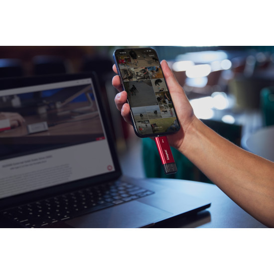 2TB Dual USB-A/C Portable SSD, Up to 1050MB/s USB 3.2 Gen 2