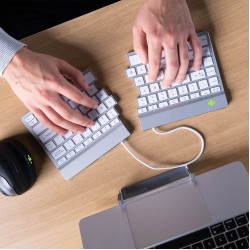 Ergonomic keyboard R-Go Split Break with break software, ergonomic split keyboard, QWERTY (US), Bluetooth, white