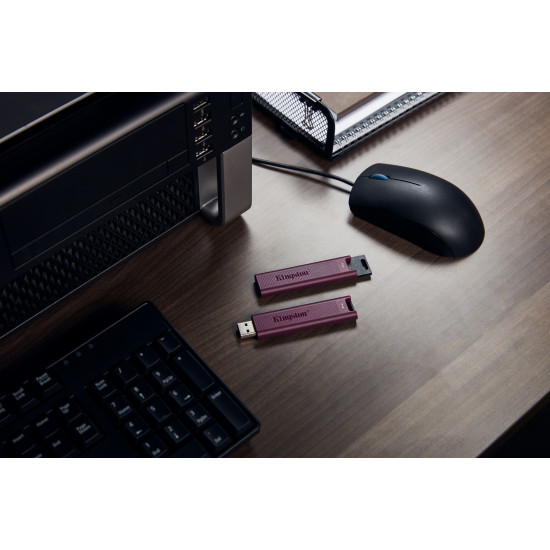 1TB DataTraveler Max Type-A 1000R/900W USB 3.2 Gen 2 1TB DataTraveler Max Type-A 1000R/900W USB 3.2 Gen 2