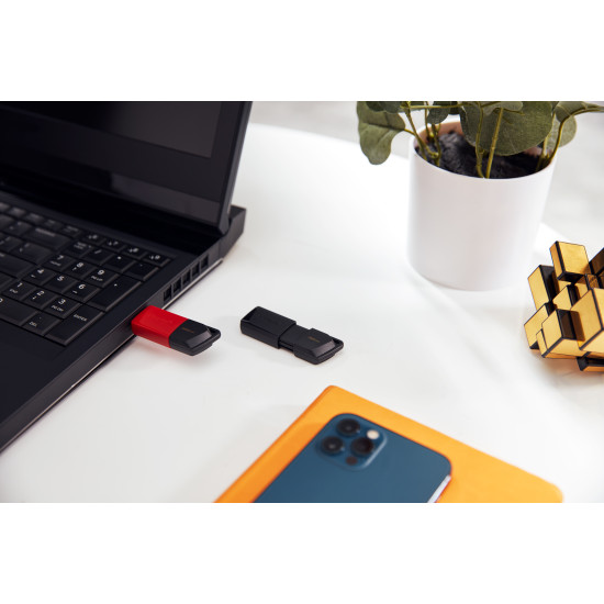 Kingston Technology DataTraveler 128GB USB3.2 Gen1 Exodia M (Black + Red) Kingston Technology DataTraveler 128GB USB3.2 Gen1 Exodia M (Black + Red)