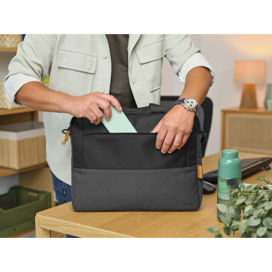 Trust Lisboa 40.6 cm (16") Briefcase Black Trust Lisboa 40.6 cm (16") Briefcase Black