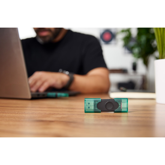 128GB USB-A + USB-C 3.2 Gen 1 DataTraveler DuoG2 128GB USB-A + USB-C 3.2 Gen 1 DataTraveler DuoG2