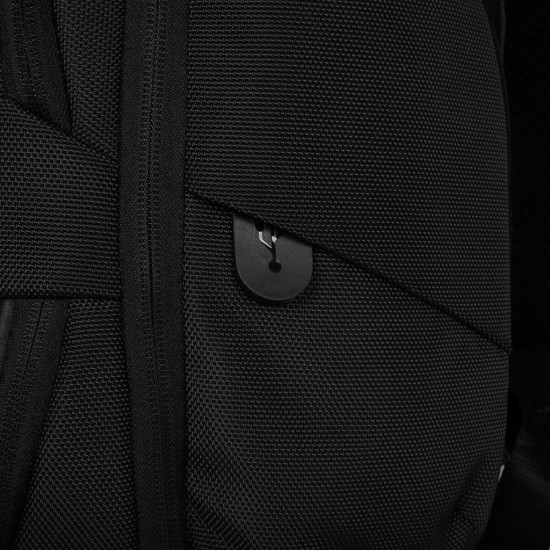 Targus HeritageLuxe backpack Travel backpack Black Polyester Targus HeritageLuxe backpack Travel backpack Black Polyester