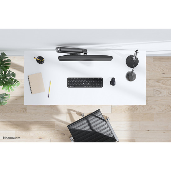 Neomounts DS70-450BL1 Monitor arm 17-42" - gas spring - Topfix - 180°-stop Neomounts DS70-450BL1 Monitor arm 17-42" - gas spring - Topfix - 180°-stop