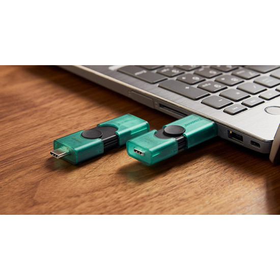 128GB USB-A + USB-C 3.2 Gen 1 DataTraveler DuoG2 128GB USB-A + USB-C 3.2 Gen 1 DataTraveler DuoG2